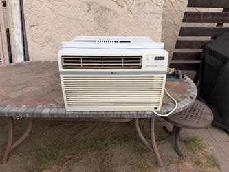 LG Window Air Conditioner Unit