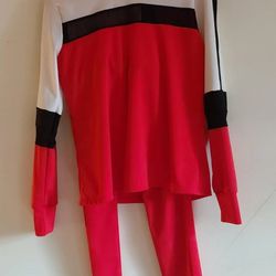 Matching color block set with hood Size small.