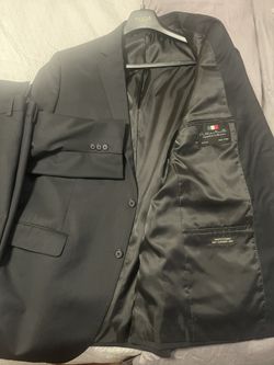 Mens Suit : Black 44L/38