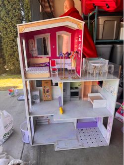 Play house and toys