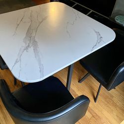 4 Person George Oliver Dining Set