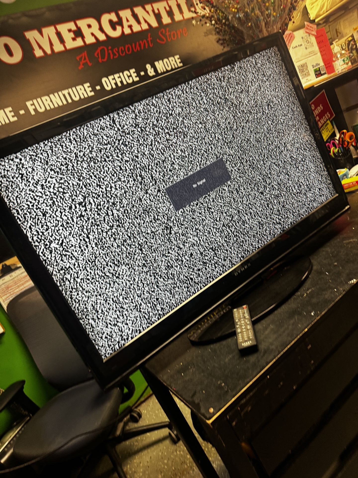 Dynex Tv / 50” Sold As Is/ It Comes With Remote Control