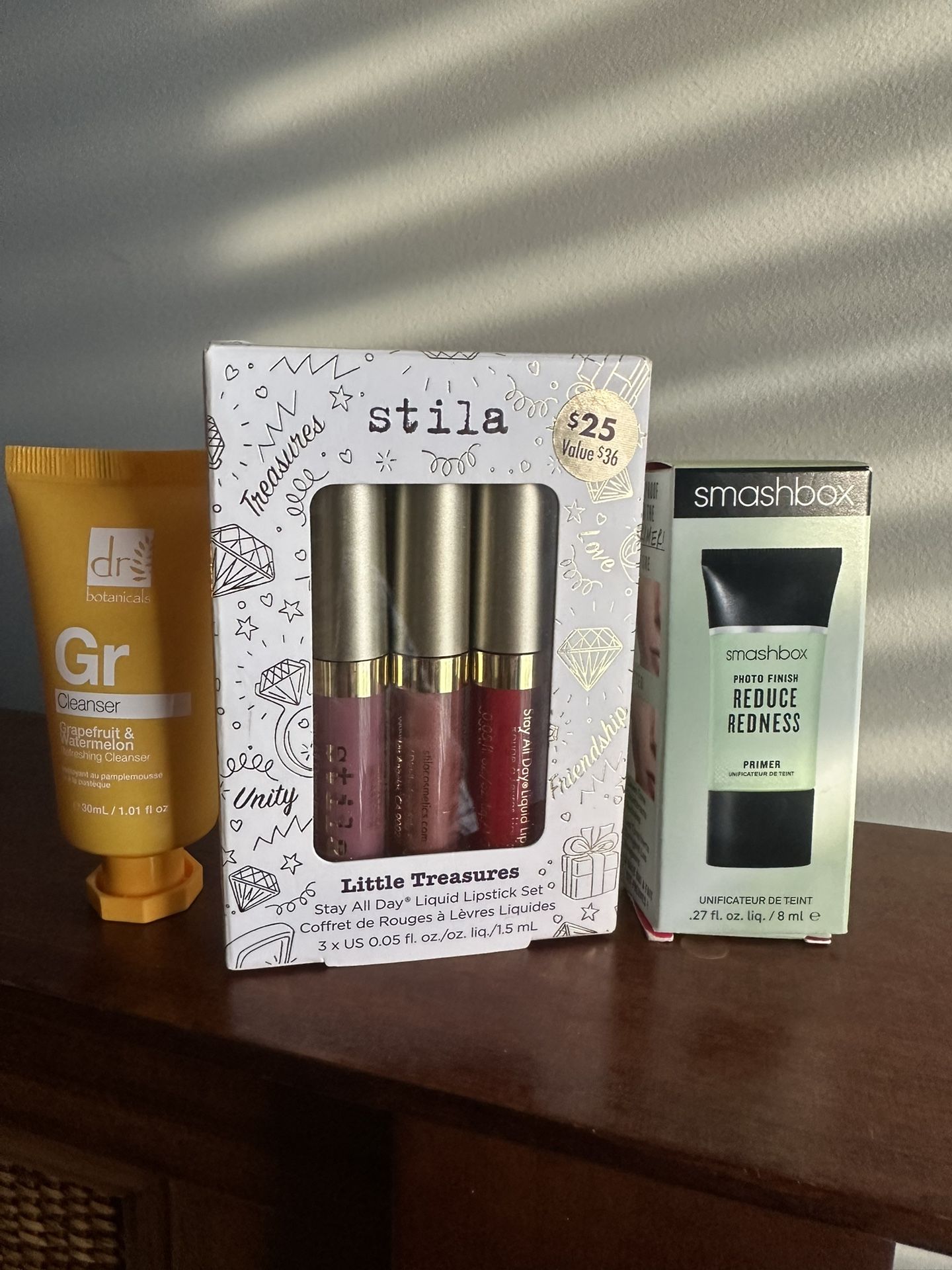 New Stila Set Of 3 All Day Liquid Lipsticks 0.05 Patino, Capri, Beso + Smashbox