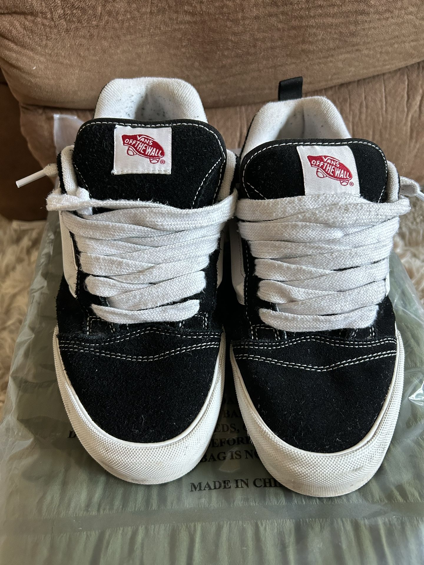Authentic Vans Tennis Shoes Used 2 Times 50.00 Size M-8, W-9.5
