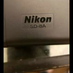 Nikon SD-8A Battery Pack