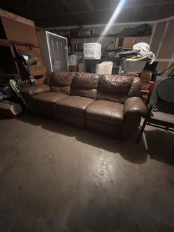 Leather Couch With Two Recliners