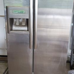 Whirlpool  Fridge 