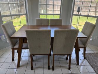 Ashley Lyncott Kitchen Table