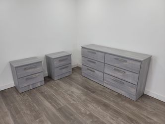 Cómoda Sin Espejo Y 2 mesas de noche