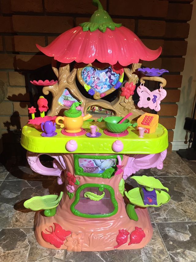 Disney Tinker Bell Cafe