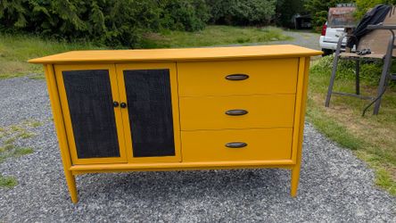 Buffet table