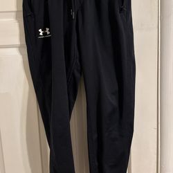UA PANTS