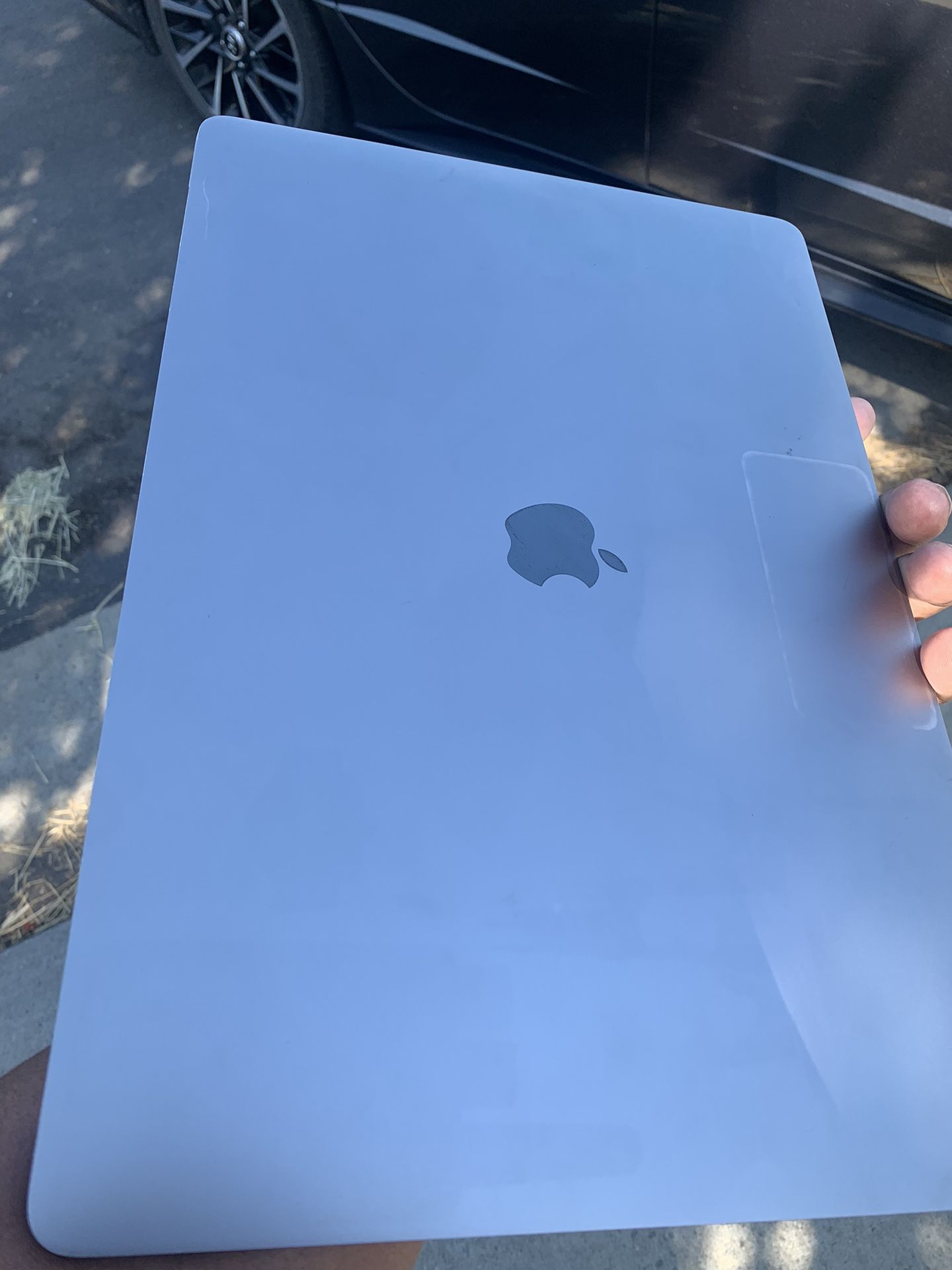 Macs Macs Macs 2011-2025