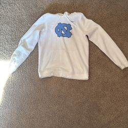 Nike North Carolina Tar Heels Club Hoodie- Size Medium