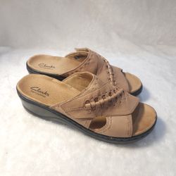 New Clarks Leather Sandals Size 7.5-8 