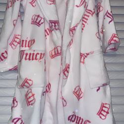 JUICY COUTURE ROBE 😍