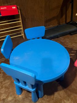 Ikea mammut table and chair