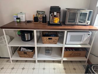 Kitchen buffet shelving