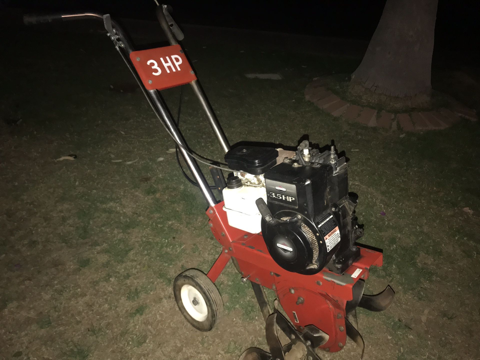 3.5 hp Briggs and Stratton tiller