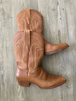 Women’s Tecova Leather Boots Size 8