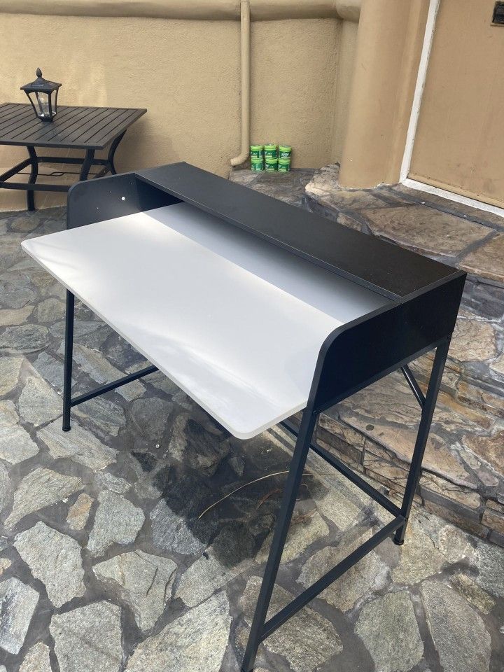 New Black And White Computer Desk
