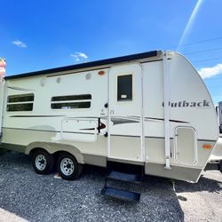 2007 Outback By Keystone Bunkhouse