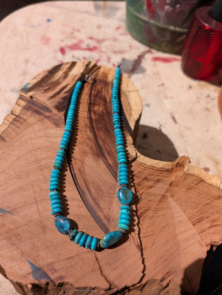 Hand Made Turquoise Beaded Necklace 