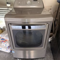 Washing Machine & Dyer