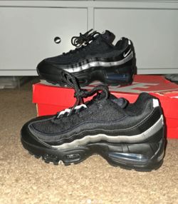 Nike Air Max 95 Black Silver Sneakers