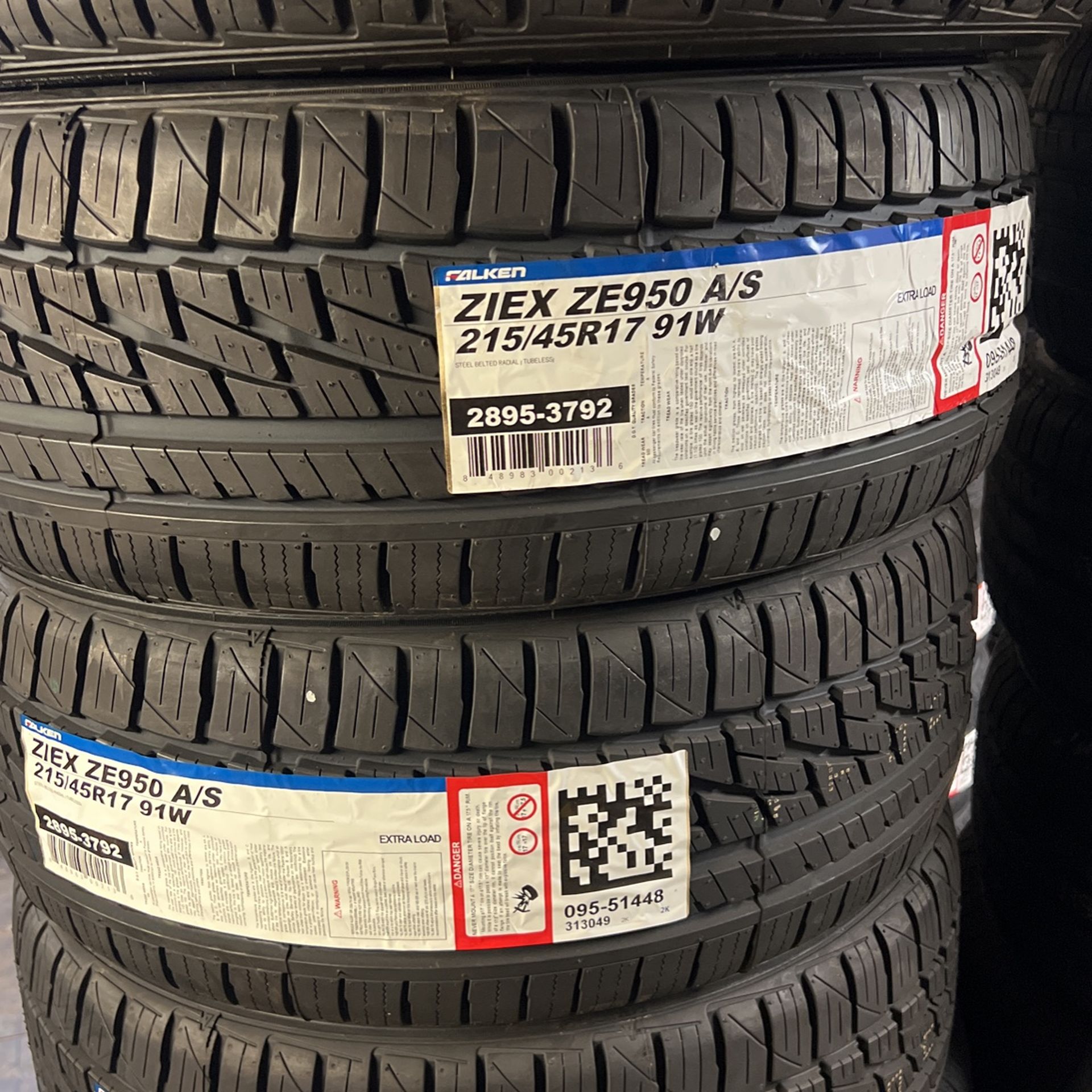Falken Azenis RT615K+ 215/45R17 Tires | BB Wheels 215/45/17 Falken