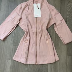 Lu Lu define Jacket size 4