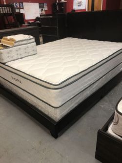 Queen Size Pillow Top Mattress - Sleep Tight