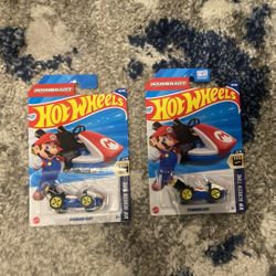 Hot Wheels Standard Kart Mario Kart 3/10 HW Screen Time 30/250 Set Of 2