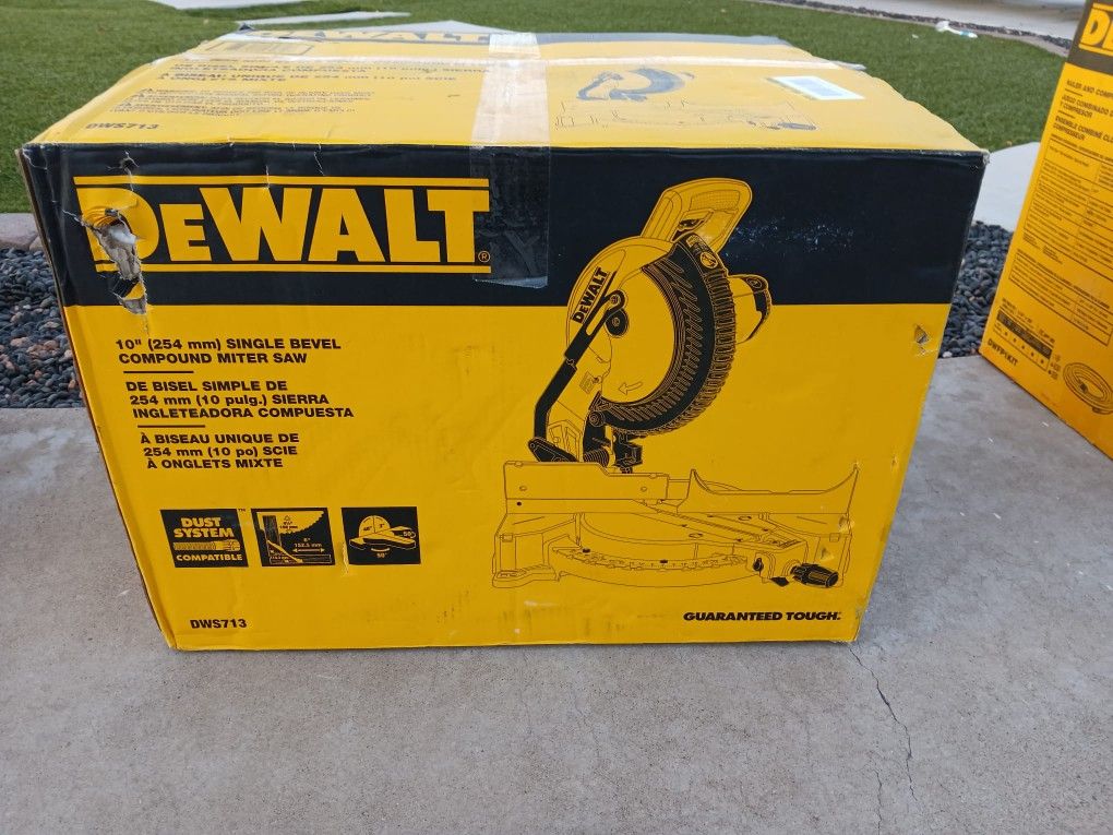 MITER SAW 10" DEWALT