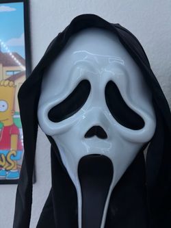 Ghost-face mask for halloween
