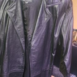 women leather jacket  Vintage * Brand- Comint made in Argentina  size 15/16 