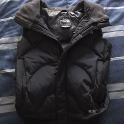 Woman’s Northface Vest  Size XS