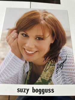🎶 Signed Suzy Bogguss Photo – 1990s Country Music Autograph