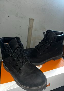 Timberland Classic Lace-Up Boots Black