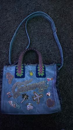 multi handles Getaway bag, holdable, colorful big pockets zipup multi handles