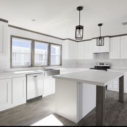 Home – 3 Bed / 2.5 Bath