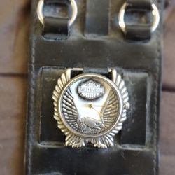 Vintage Harley watch w/ Leather Braclet