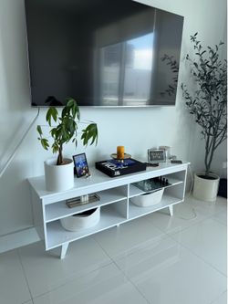 Amazon White Tv Stand - PICKUP BRICKELL MIAMI
