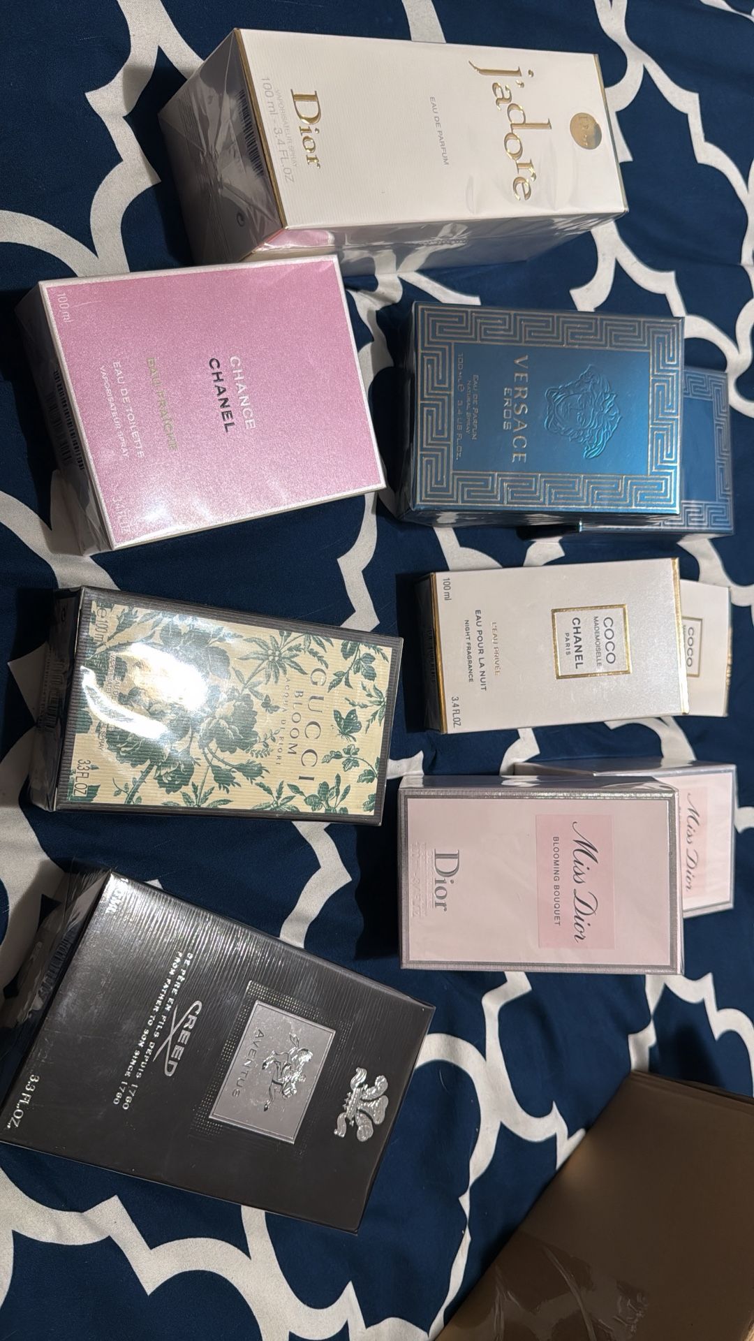 Fragrance, Perfume, Colonges Wholesale