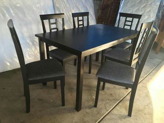 NEW DINING TABLE WITH 6 CHAIRS AND DELIVERY