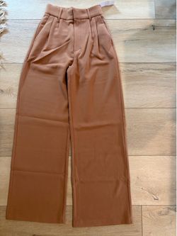 NWT XS Abercrombie and fitch high rise, tailored, wide leg soft women’s pants