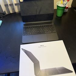 Apple IPad Magic Keyboard 