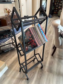Rolling vinyl storage rack