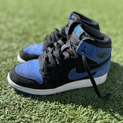 Jordan 1 Mid Black Royal Blue size 4.5y