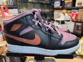 Jordan 1 Mid SE - Black Sky J Mauve - Men's/Youth 7 - Brand New